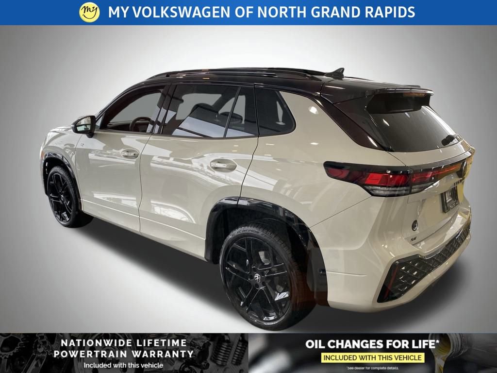 New 2026 Volkswagen Tiguan SE R-Line image 19