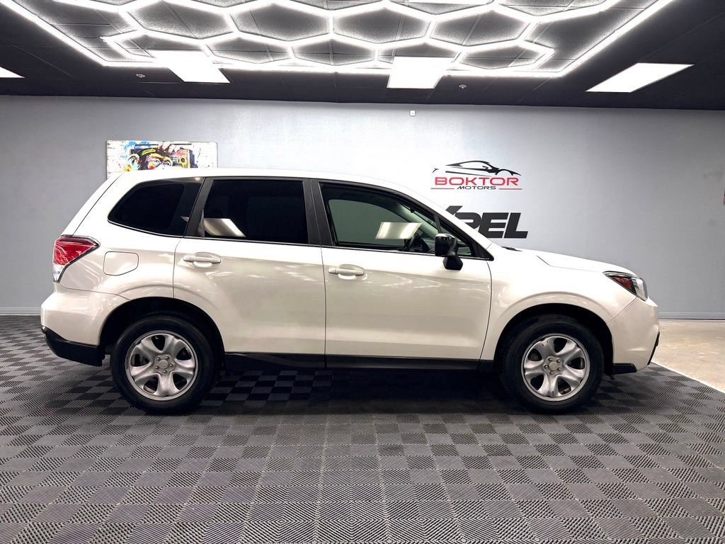 Used 2018 Subaru Forester 2.5i AWD/4WD image 17