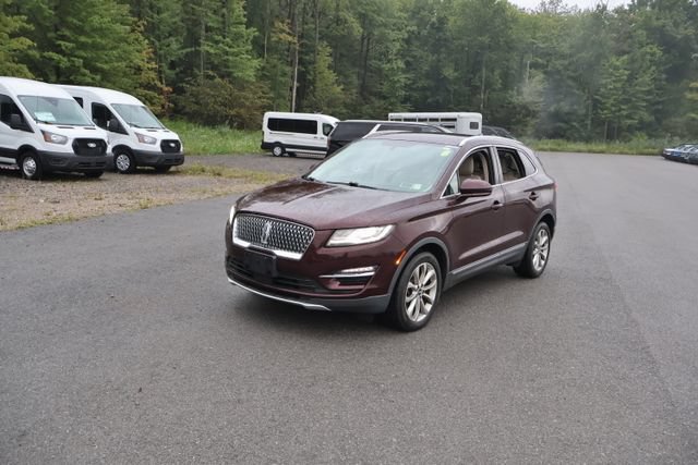 Used 2019 Lincoln MKC Select w/ Select Plus Package AWD/4WD image 3
