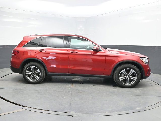 Used 2022 Mercedes-Benz GLC 300 4MATIC image 9