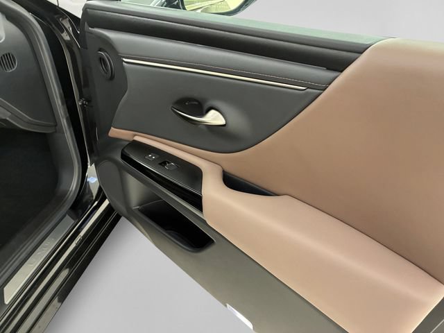 Used 2023 Lexus ES 350 w/ Protection Package (P2) FWD image 15