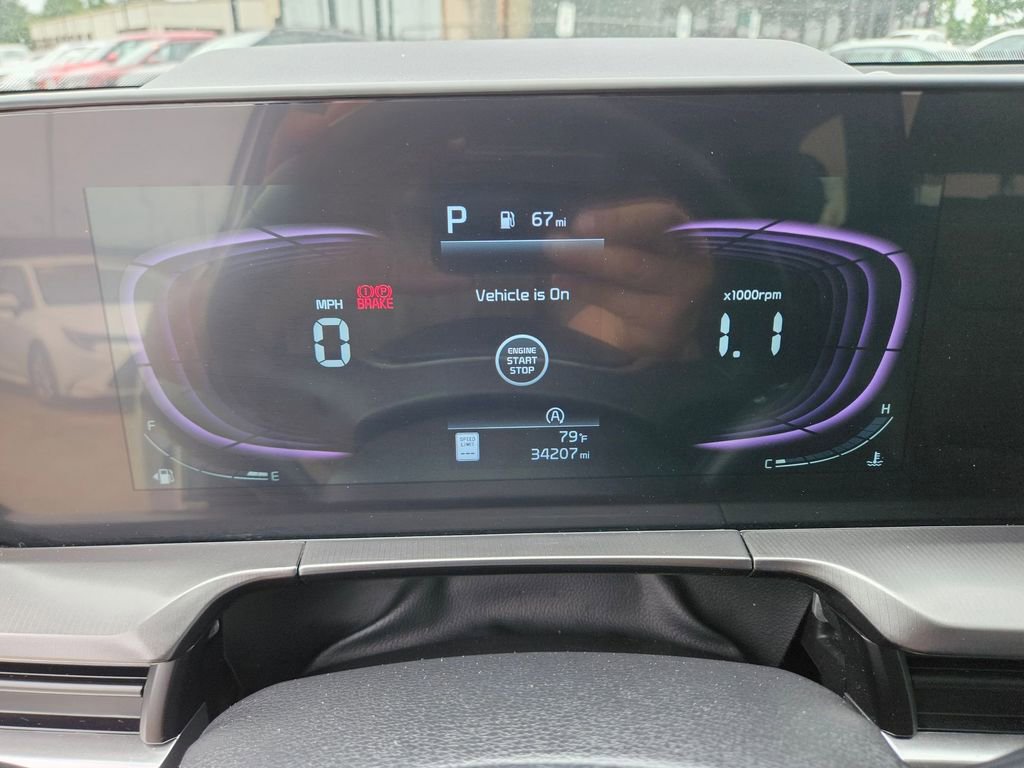 Used 2025 Kia Telluride S FWD image 19