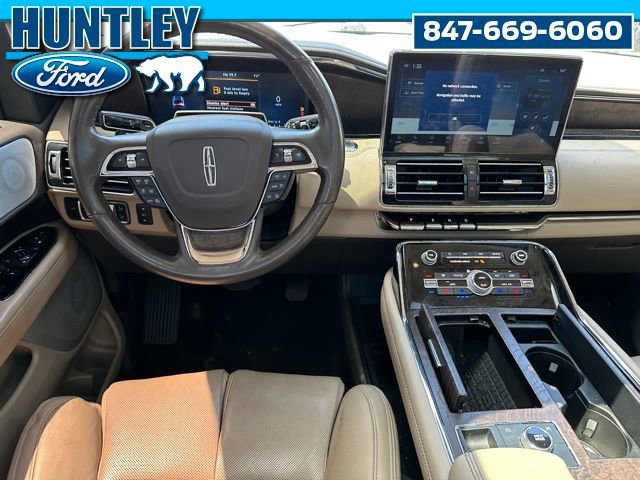 Used 2022 Lincoln Navigator Reserve image 23