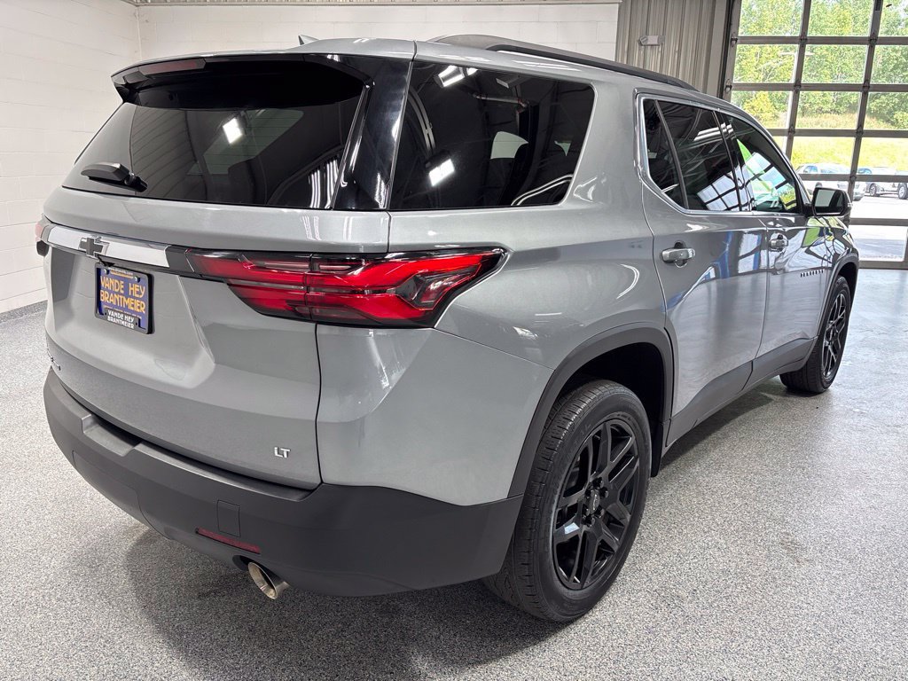 Used 2023 Chevrolet Traverse LT AWD/4WD image 7