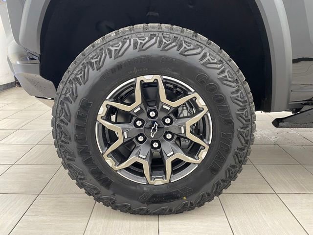 New 2026 Chevrolet Colorado ZR2 AWD/4WD image 9