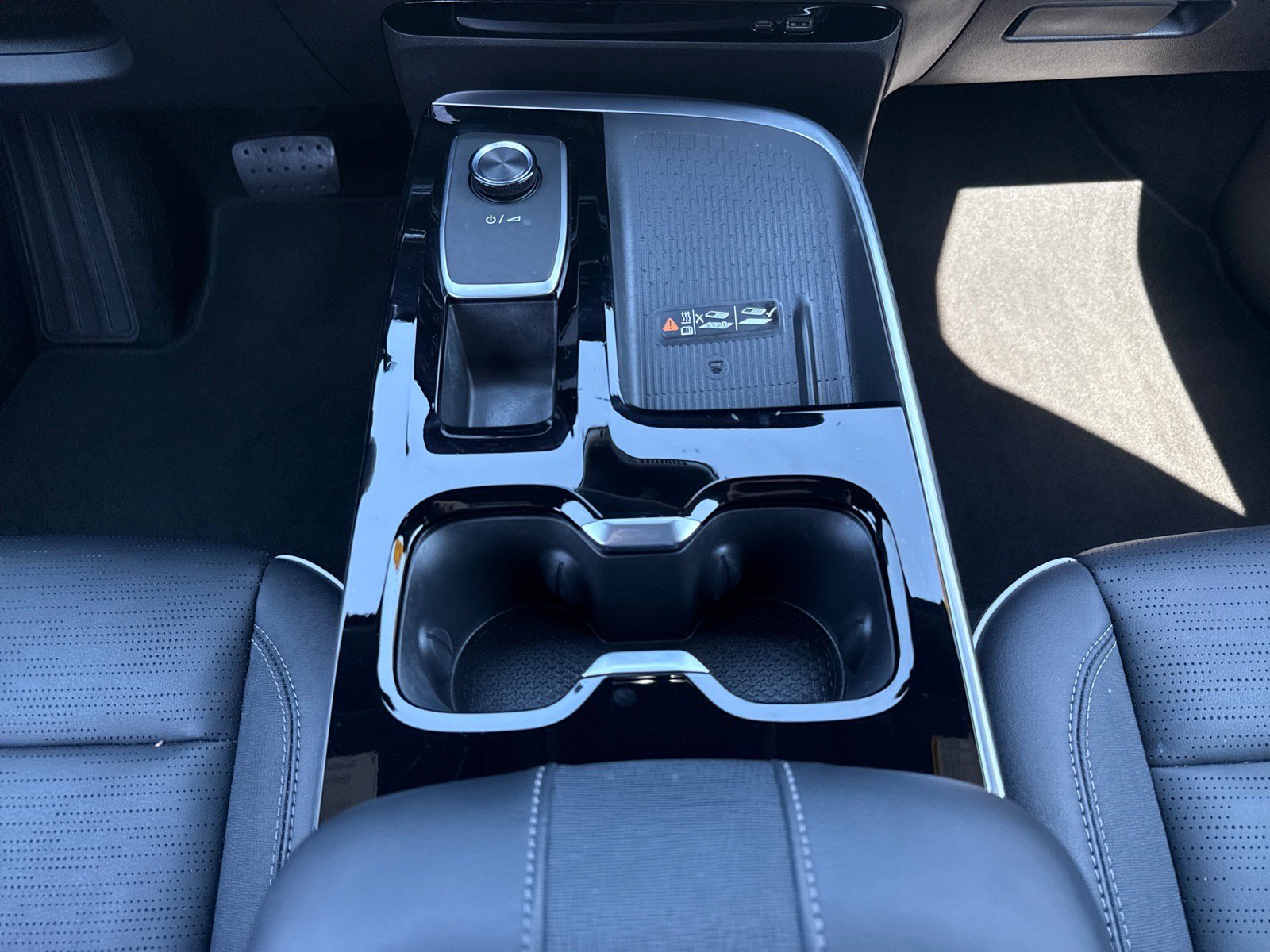 Used 2025 Buick Enclave Sport Touring image 15