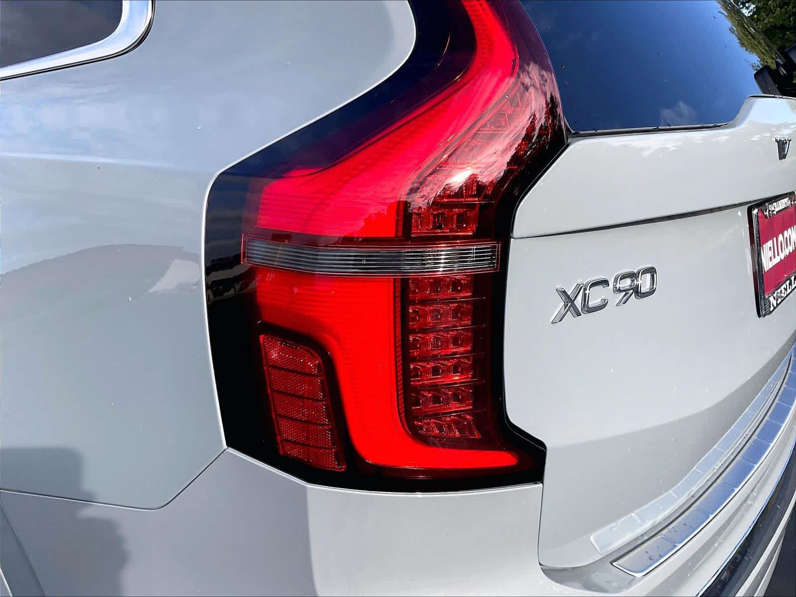 New 2027 Volvo XC90 T8 Bright AWD/4WD image 25