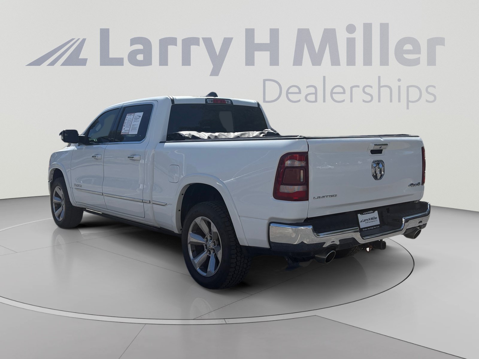Used 2020 RAM 1500 Limited AWD/4WD image 3