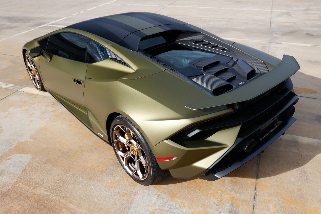 Used 2023 Lamborghini Huracan Tecnica image 7