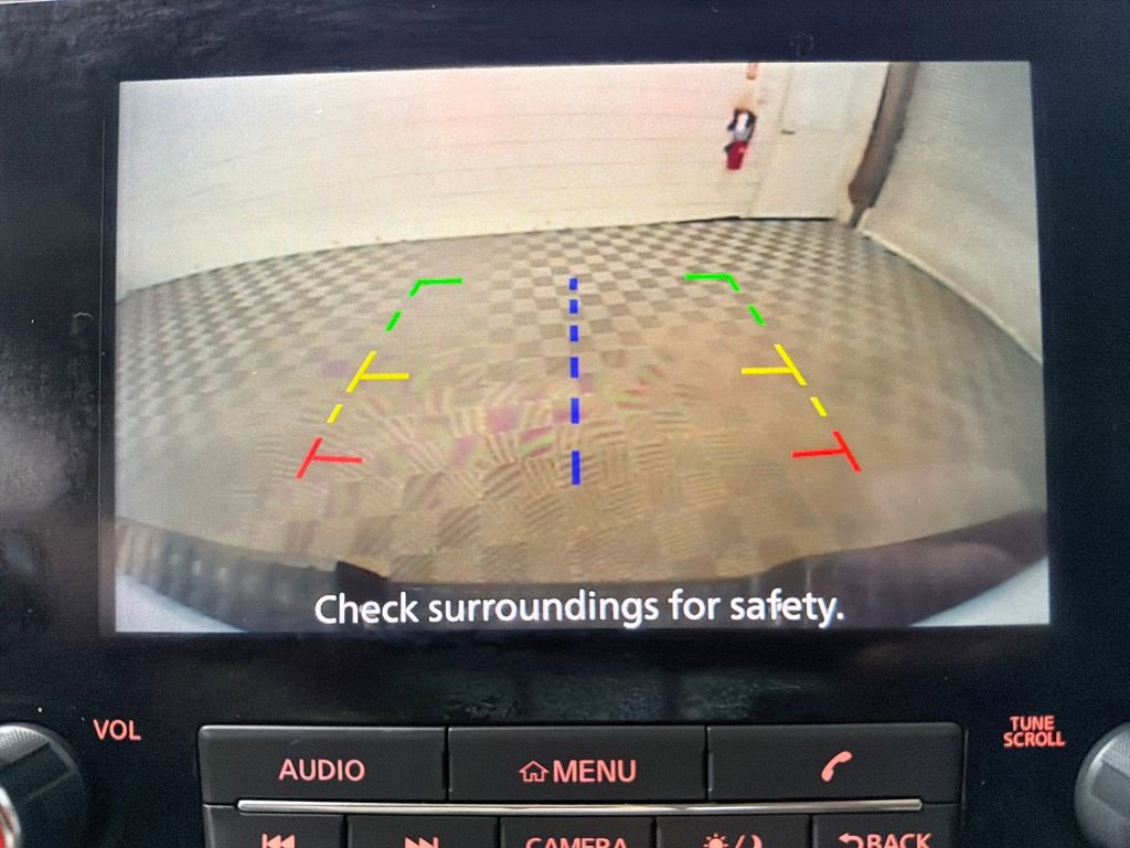 Used 2023 Nissan Titan SV w/ SV Convenience Package RWD image 22