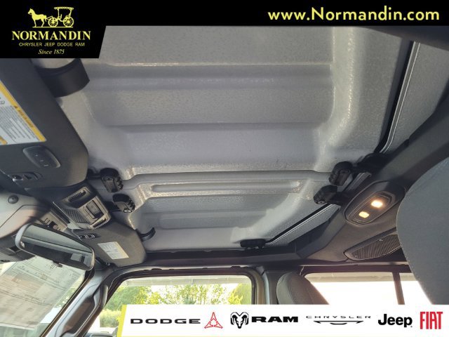 New 2026 Jeep Gladiator Mojave AWD/4WD image 9