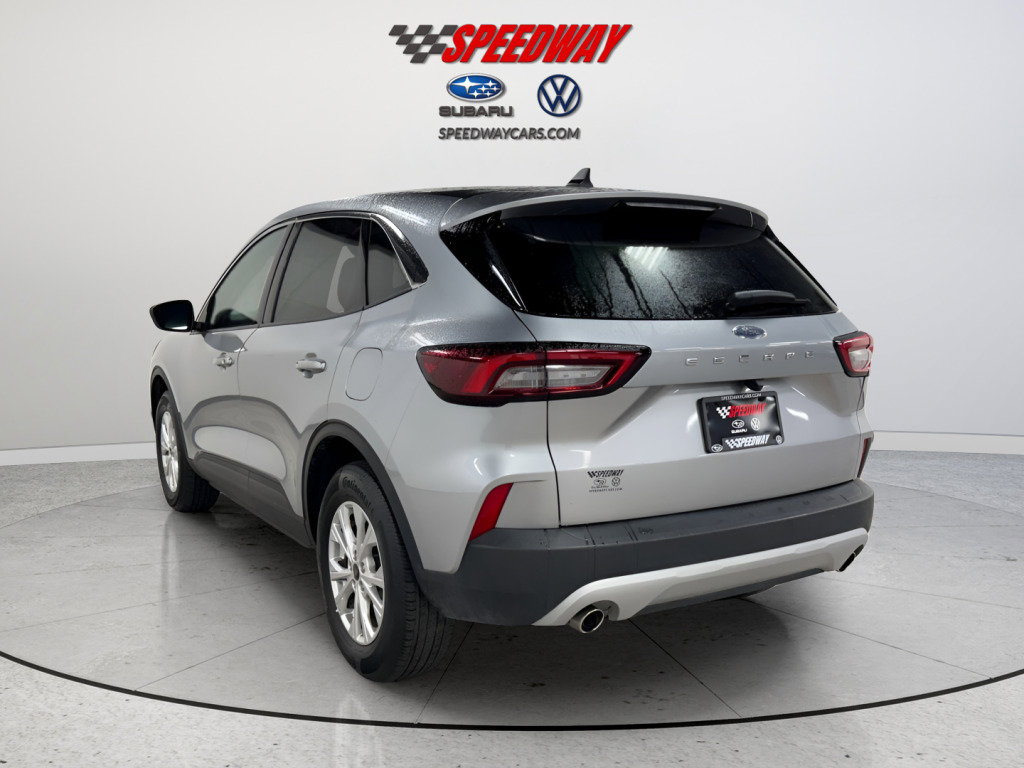 Used 2024 Ford Escape Active image 5