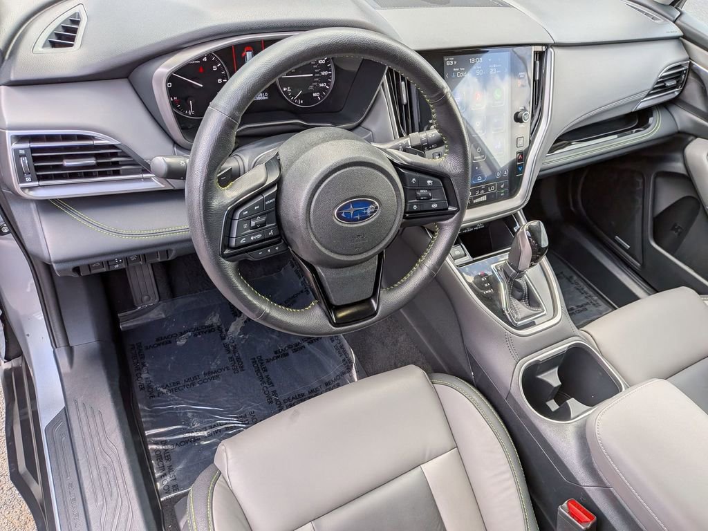 Used 2025 Subaru Outback Onyx Edition image 13