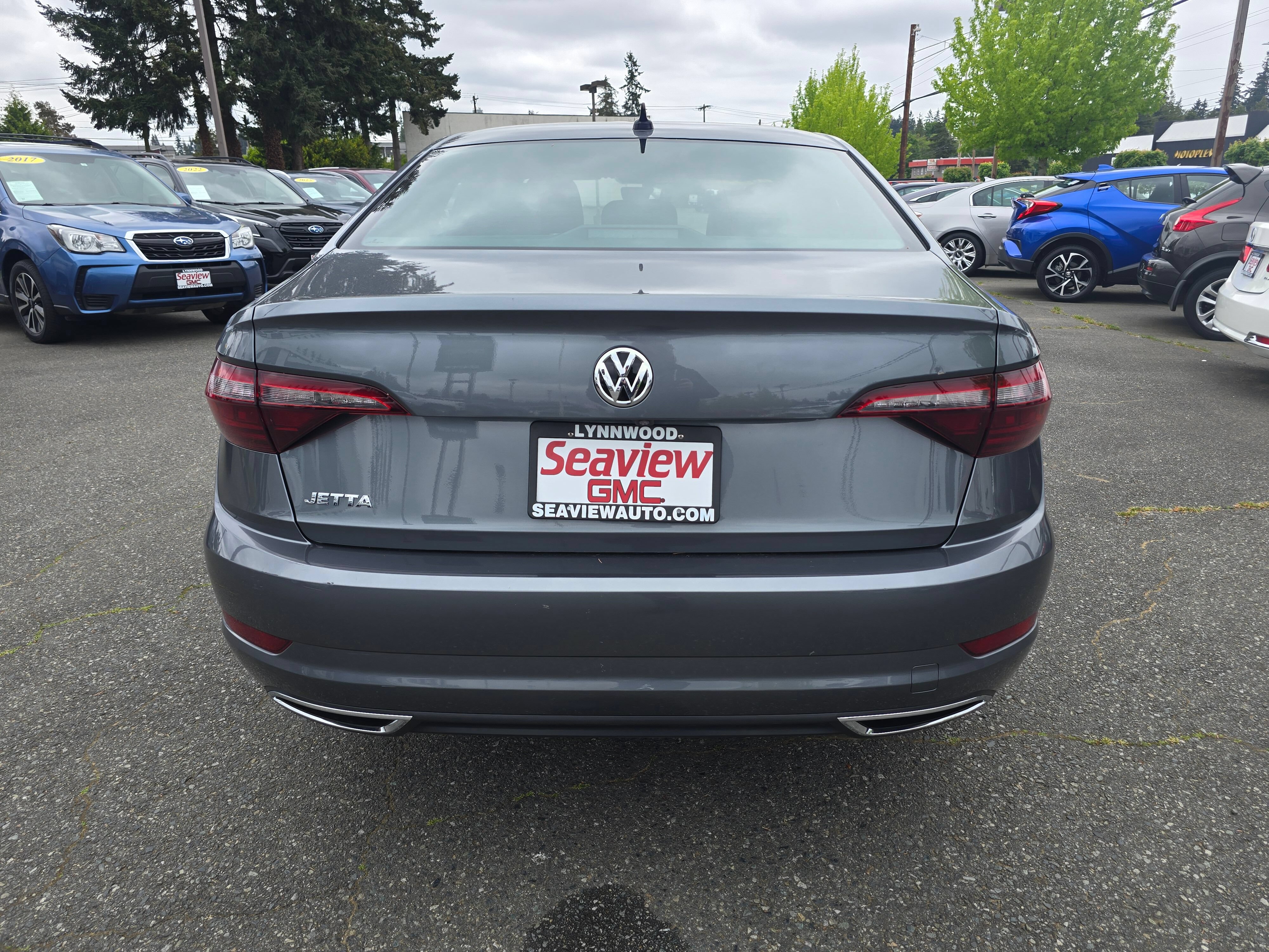 Used 2021 Volkswagen Jetta R-Line FWD image 4