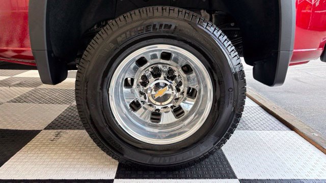 New 2026 Chevrolet Silverado 3500 High Country w/ Technology Package AWD/4WD image 13