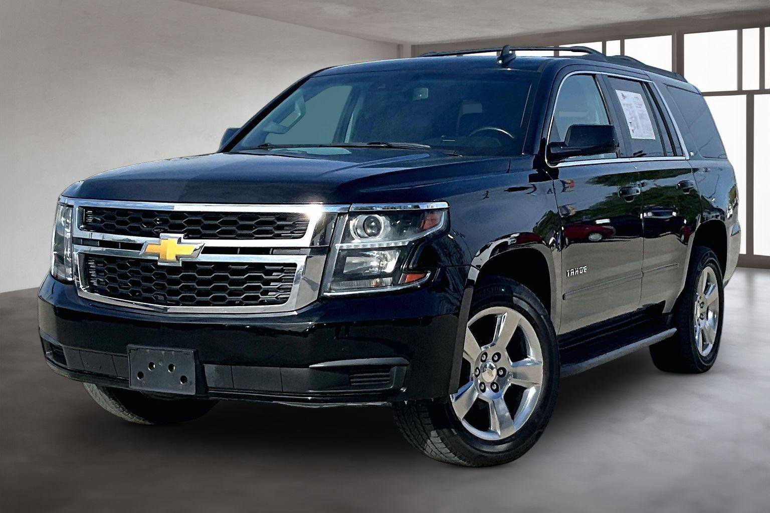 Used 2018 Chevrolet Tahoe LT AWD/4WD image 2
