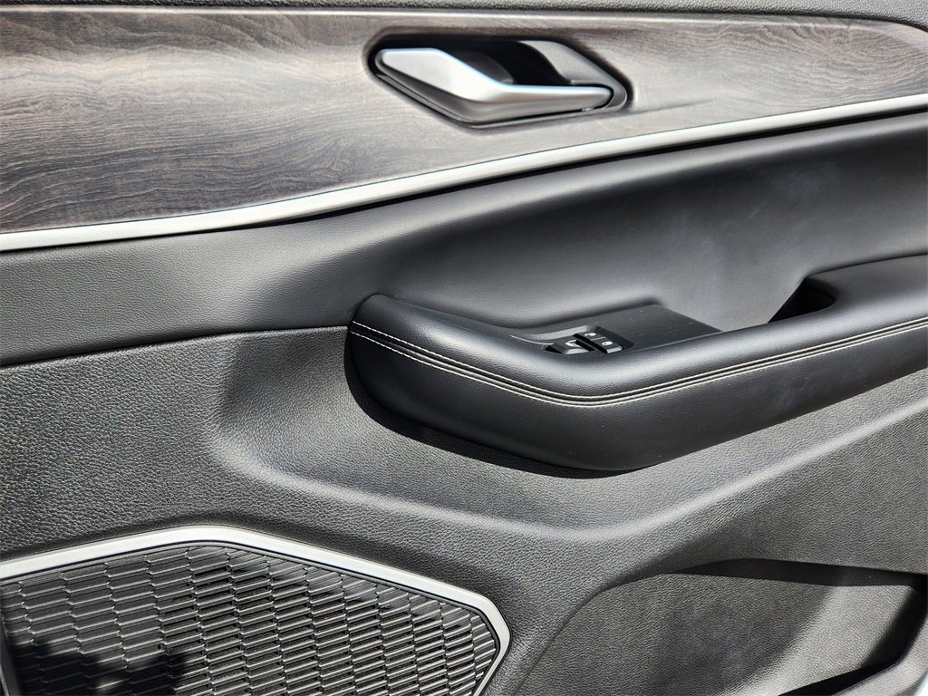 Used 2024 Jeep Grand Cherokee Limited 4xe image 21