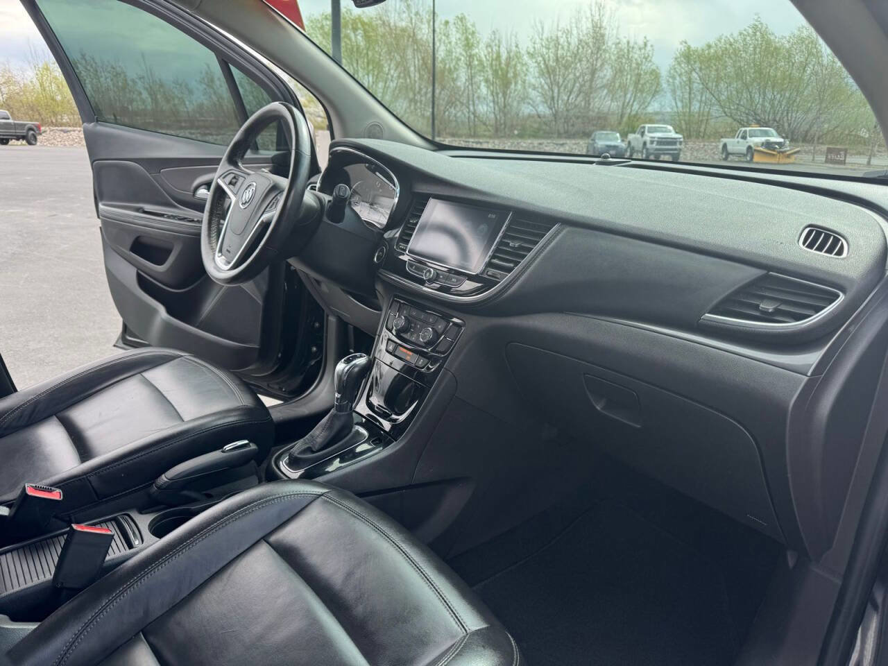 Used 2020 Buick Encore Essence AWD/4WD image 35