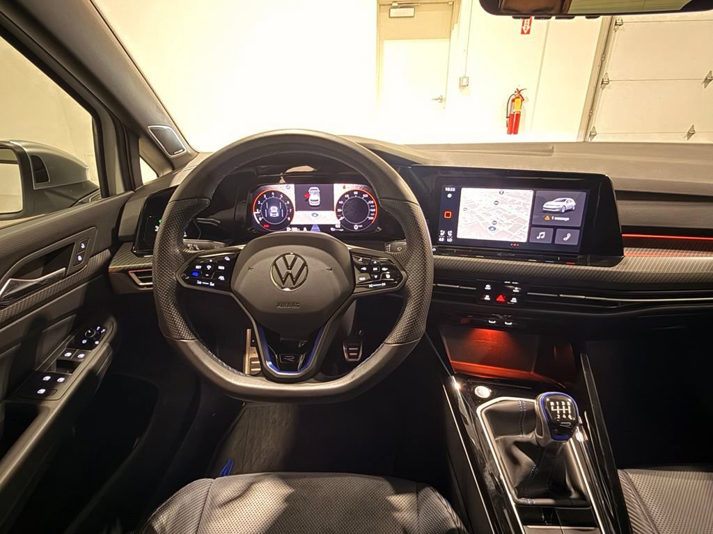Used 2024 Volkswagen Golf R AWD/4WD image 30