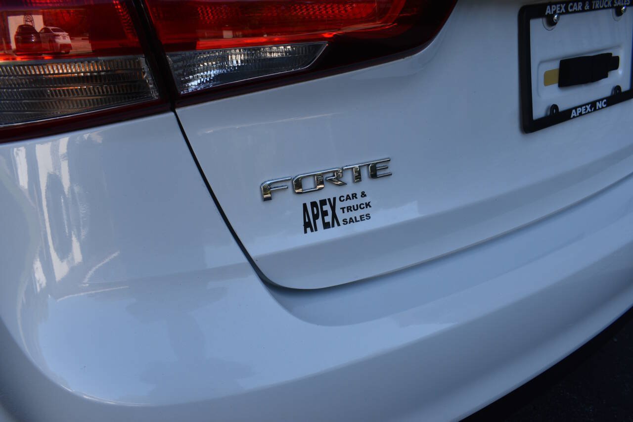 Used 2018 Kia Forte LX w/ LX Popular Package FWD image 30