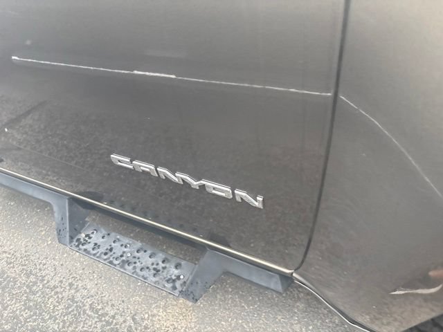 Used 2015 GMC Canyon SLE w/ SLE Convenience Package AWD/4WD image 10