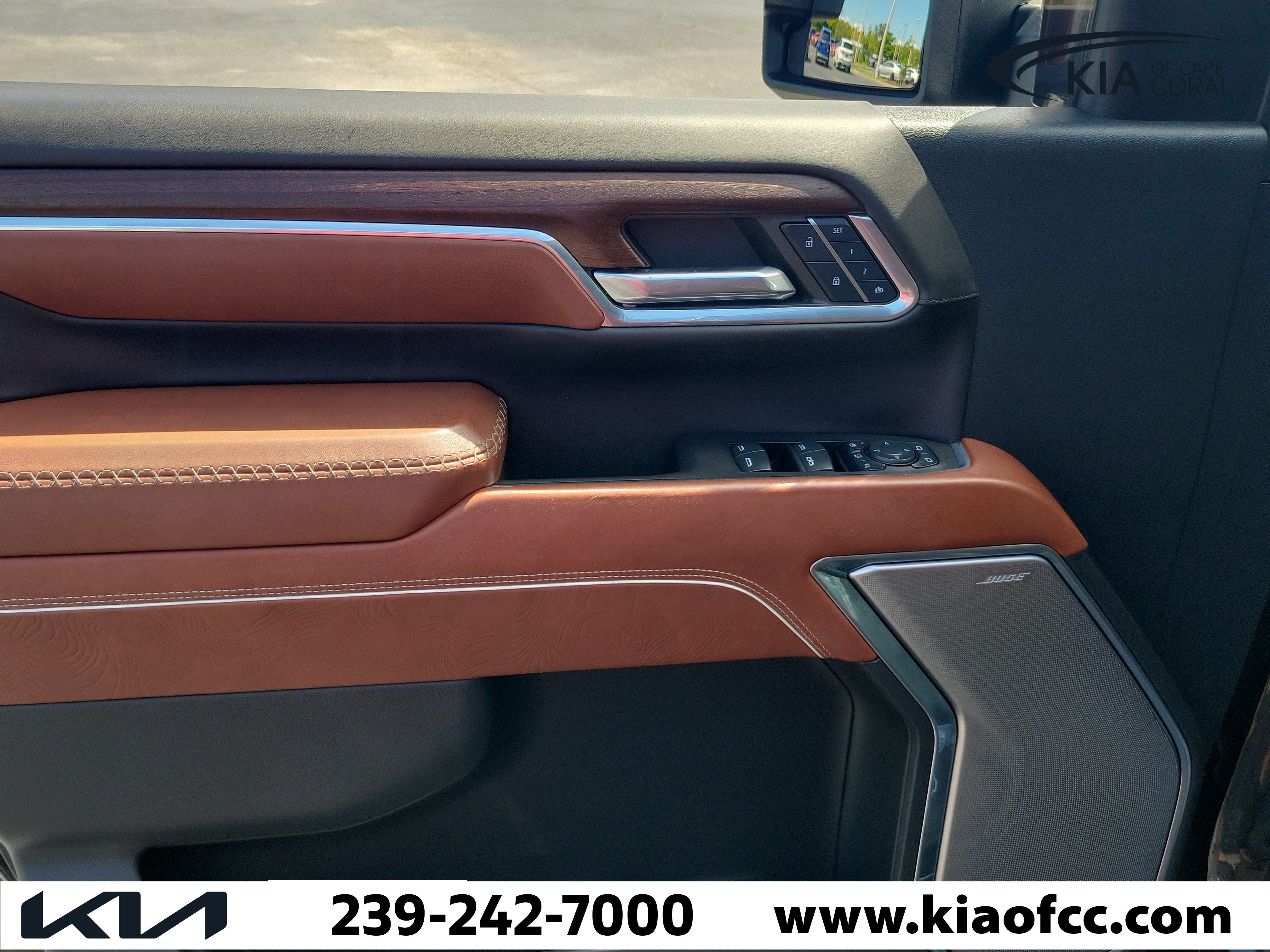 Used 2024 GMC Sierra 3500 Denali Ultimate AWD/4WD image 23