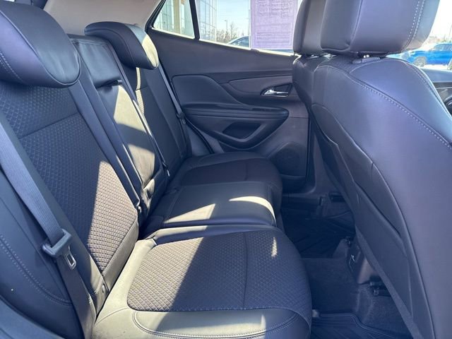 Used 2022 Buick Encore Preferred w/ Safety Package image 28
