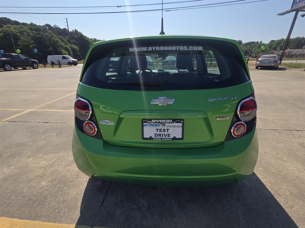 Used 2014 Chevrolet Sonic LT w/ LT Spring Promotional Package FWD image 3