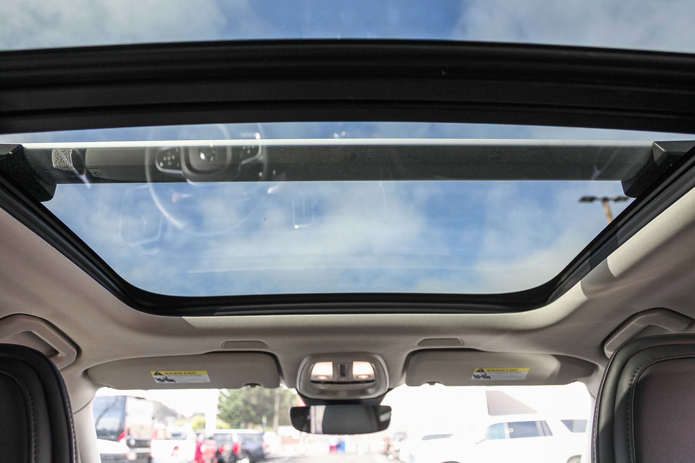 Used 2023 Volvo XC60 T8 Ultimate image 15