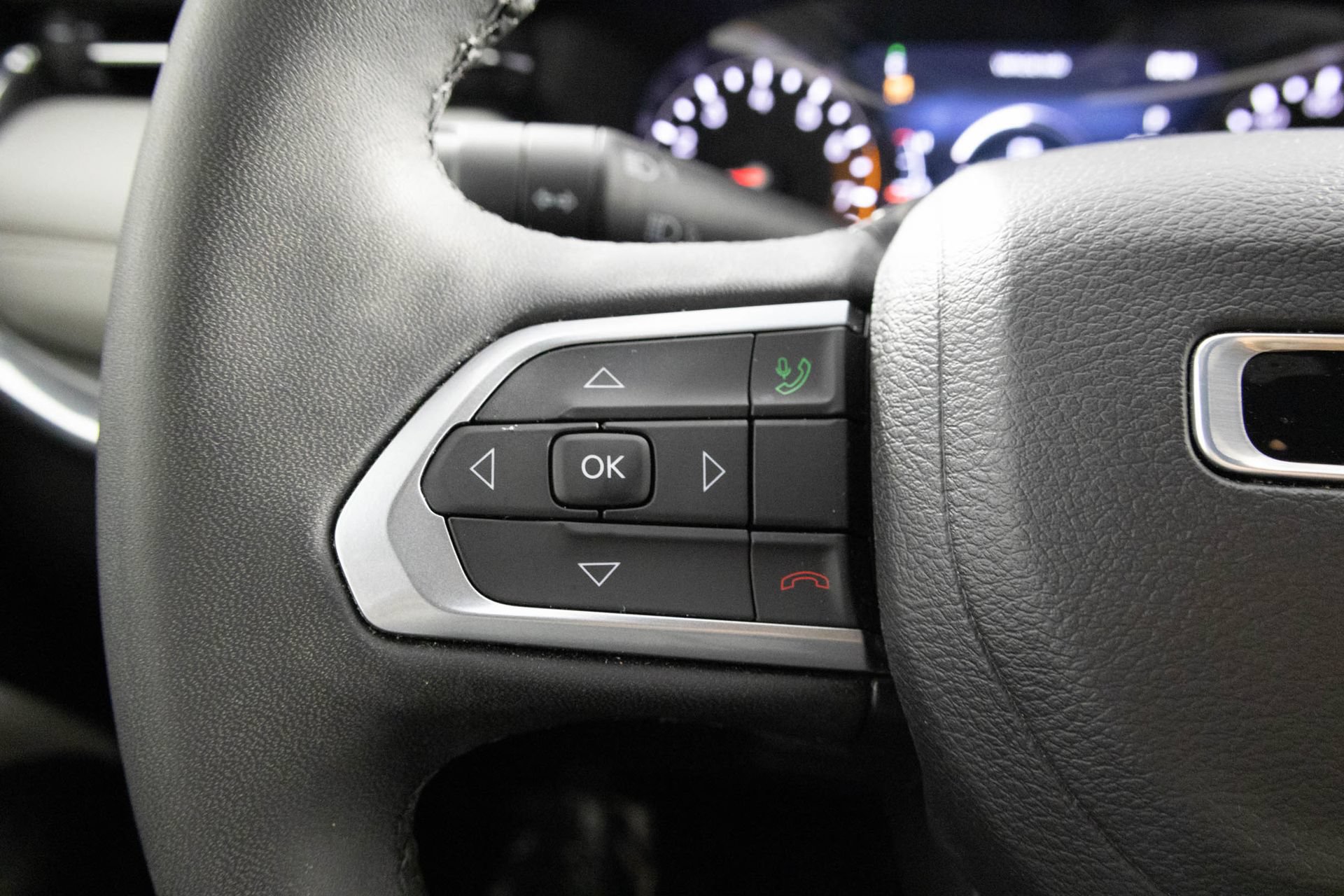 Used 2023 Jeep Compass Limited AWD/4WD image 25