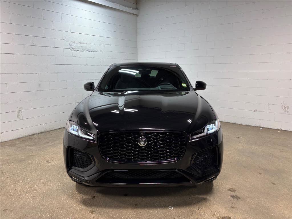 New 2026 Jaguar F-PACE R-Dynamic S image 3