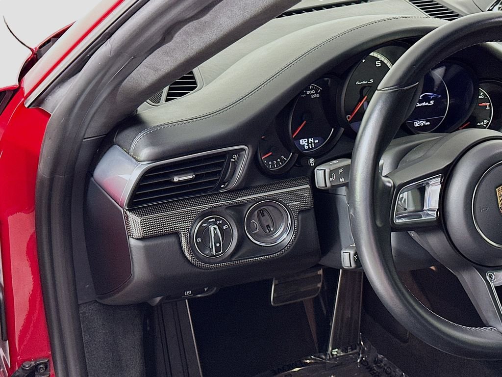 Used 2019 Porsche 911 Turbo S image 11