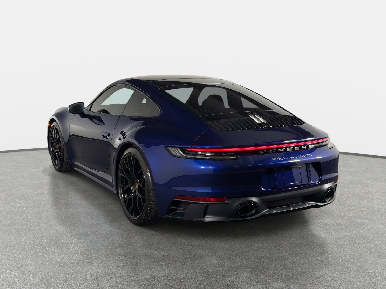 Used 2024 Porsche 911 Carrera 4 GTS AWD/4WD image 5