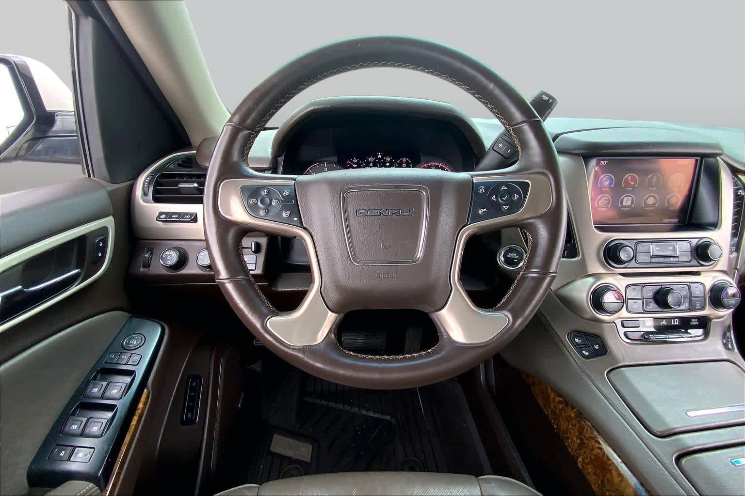 Used 2015 GMC Yukon Denali w/ Touring Package AWD/4WD image 5