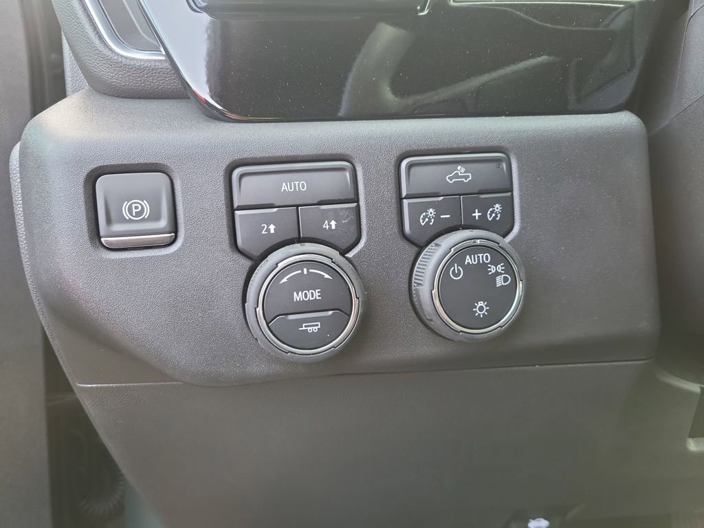 New 2025 Chevrolet Silverado 1500 LT image 23