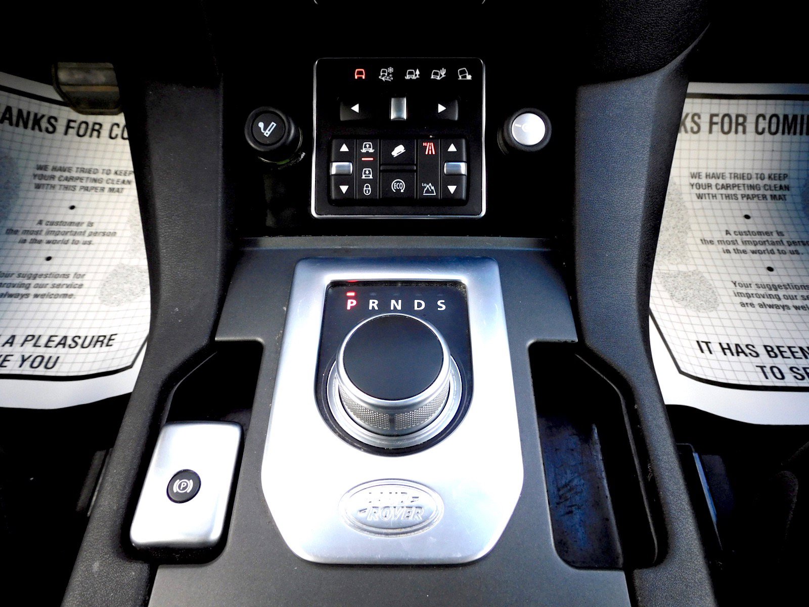 Used 2016 Land Rover LR4 HSE Silver Edition image 12