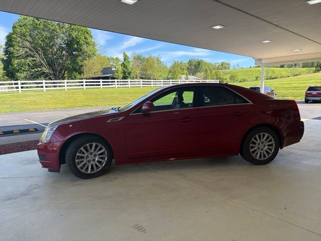 Used 2010 Cadillac CTS Luxury AWD/4WD image 6