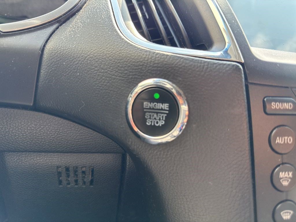 Used 2018 Ford Edge Sport w/ Technology Package image 19