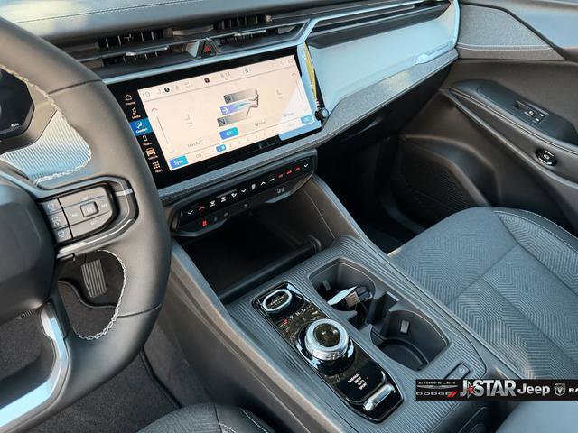 New 2026 Jeep Cherokee Laredo AWD/4WD image 20