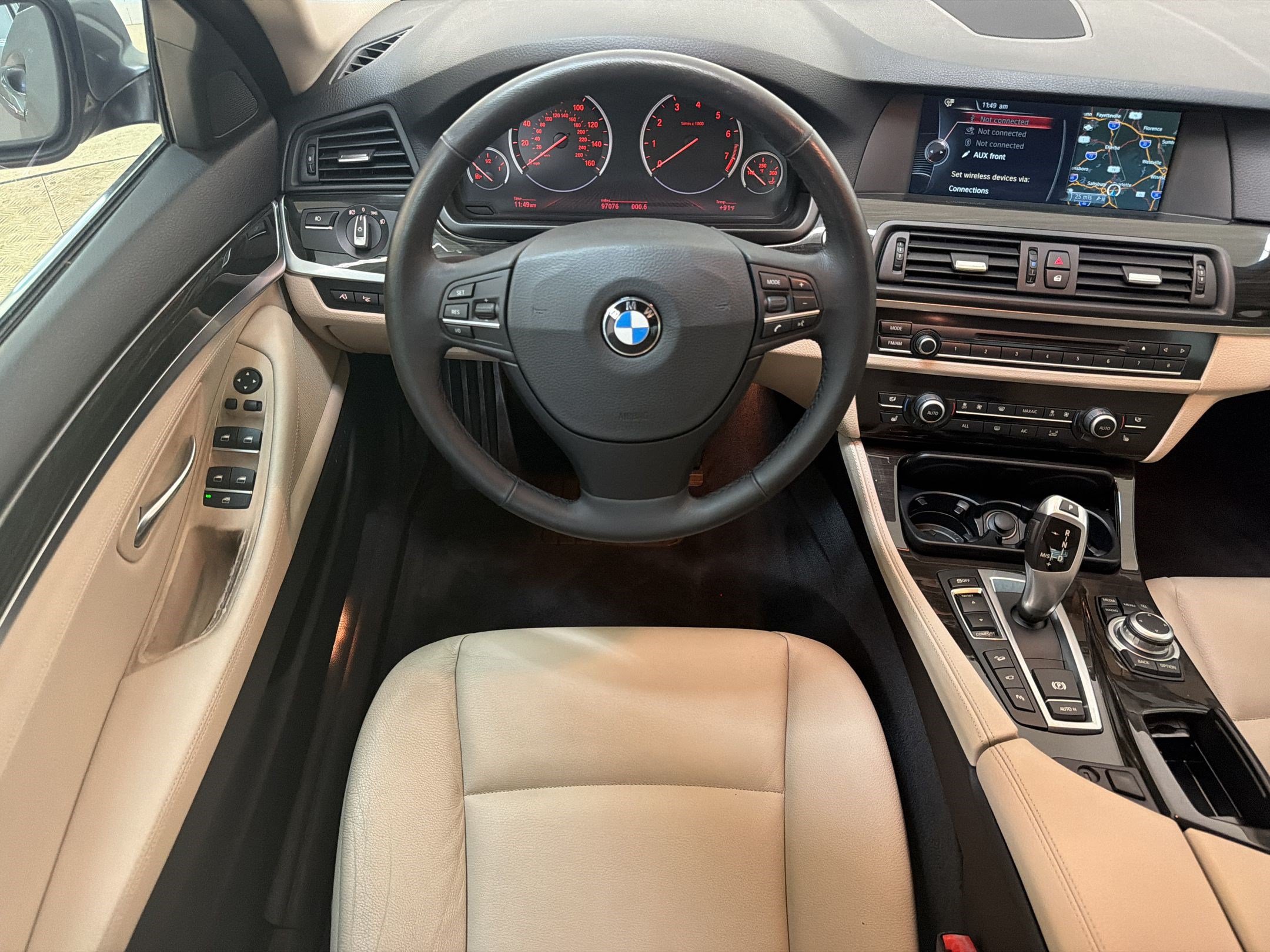 Used 2013 BMW 535i xDrive Sedan AWD/4WD image 27