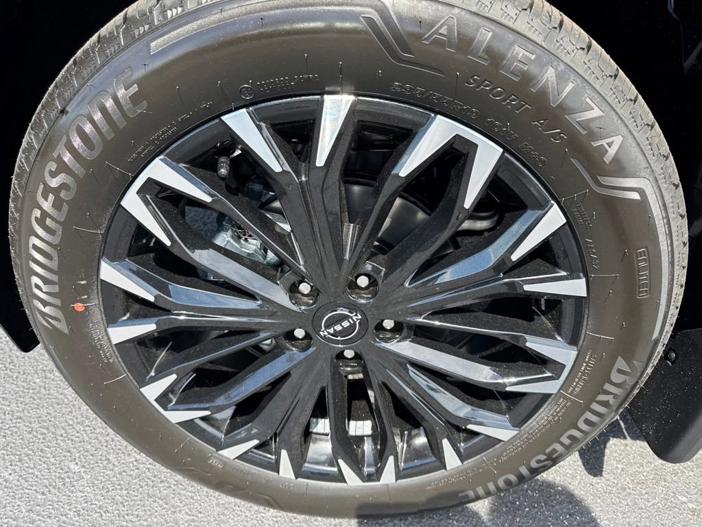 New 2026 Nissan Rogue SV FWD image 9