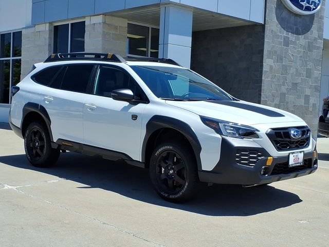 Certified 2025 Subaru Outback Wilderness AWD/4WD image 3
