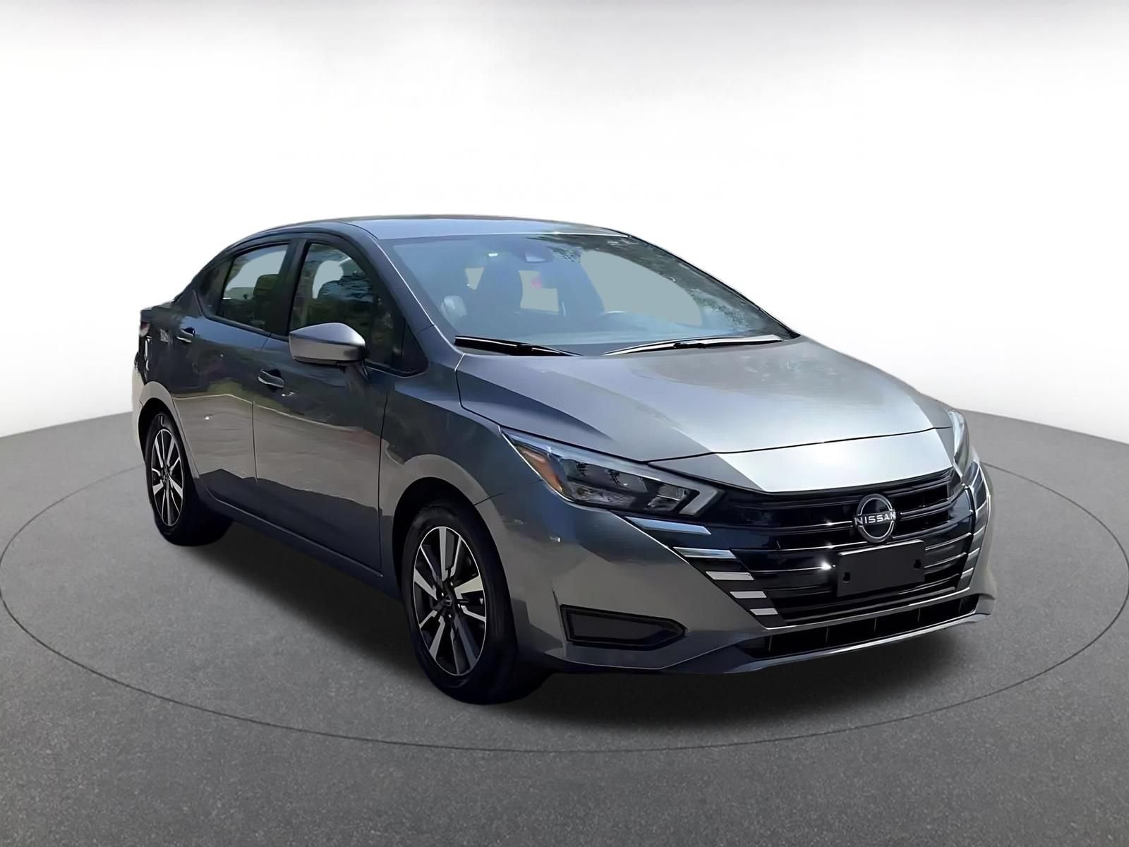 Used 2025 Nissan Versa SV FWD image 3