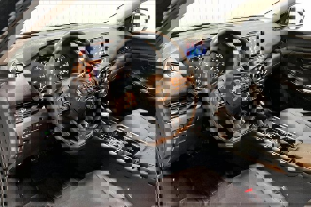 Used 2025 Nissan Sentra S image 14