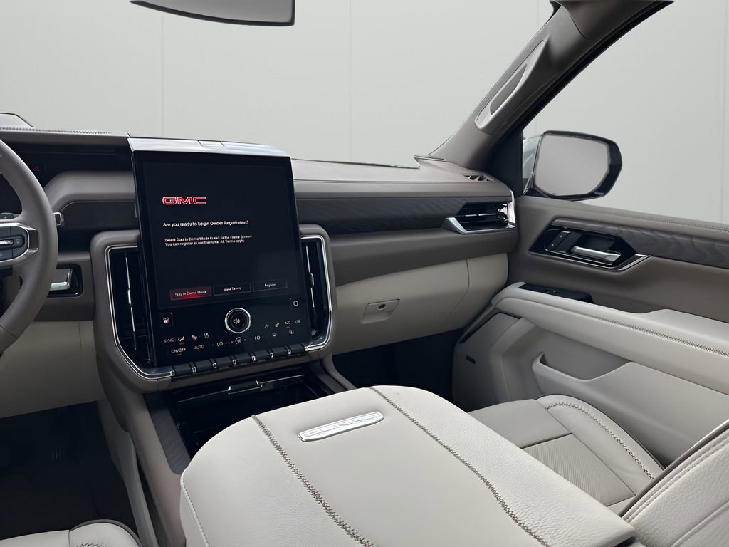 New 2026 GMC Yukon XL Denali w/ Sun & Power Step Package AWD/4WD image 29