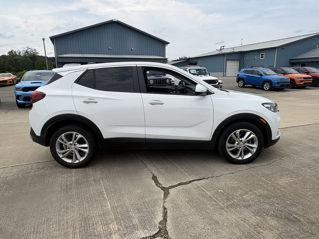 Used 2023 Buick Encore GX Preferred w/ Cold Weather Comfort Package FWD image 6