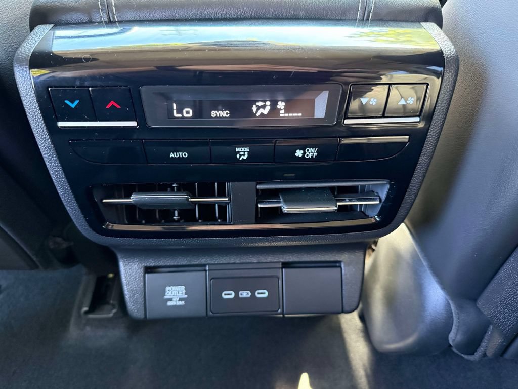 Certified 2026 Acura MDX w/ Technology Package AWD/4WD image 11