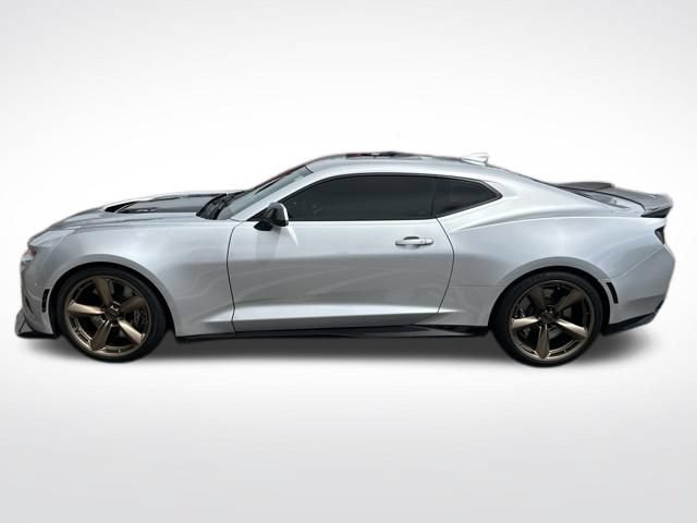 Used 2018 Chevrolet Camaro ZL1 RWD image 6