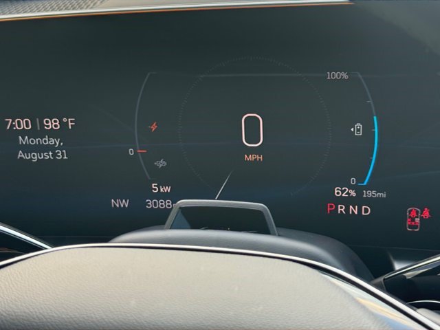 Certified 2026 Cadillac Lyriq Luxury AWD/4WD image 23