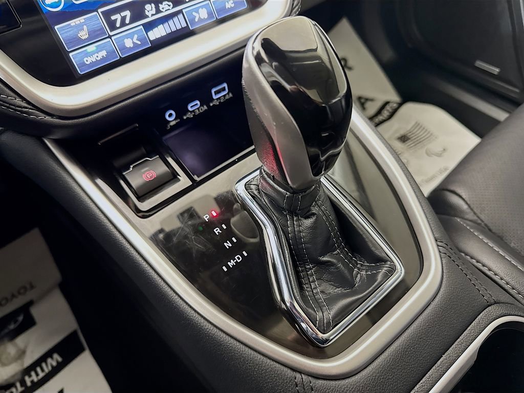 Certified 2025 Subaru Legacy Limited image 16